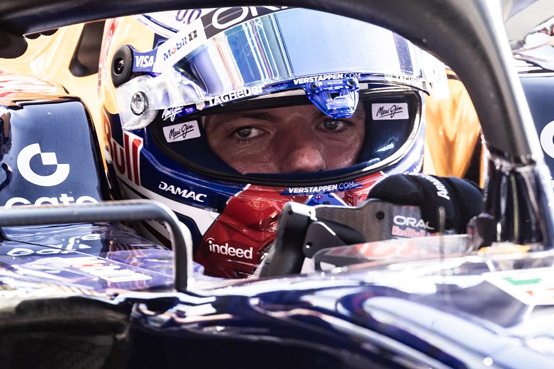 Verstappen Dominates After a Software Glitch Paralyzes the Grid
